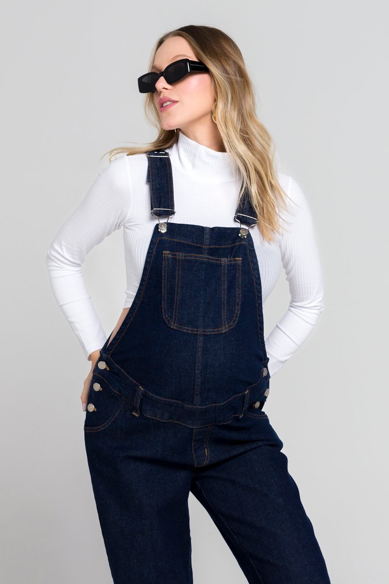 Macacão Jeans Classic | Charme e Praticidade para Mamães